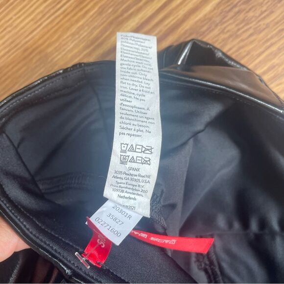 SPANX Sleek Black shaping High Waist Faux Leather Patent Leggings Size XS NWOT - Picture 12 of 14